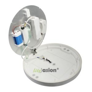 bulkhead emergency light