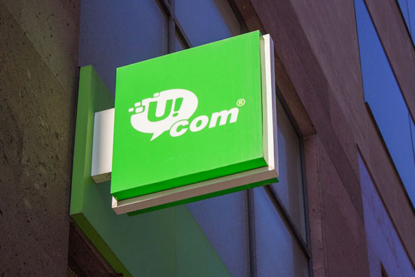 Hanged-Custom-Light-Up-Sign