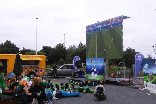 Big-screen-hire-for-events