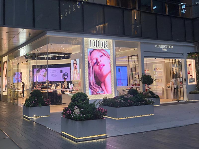 Shopping mall LED displays