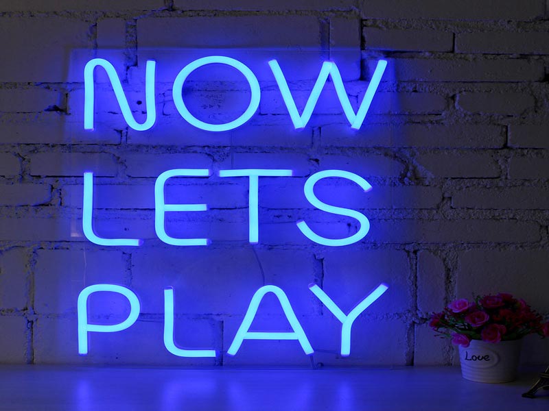 لافتة حائط LED مخصصة
